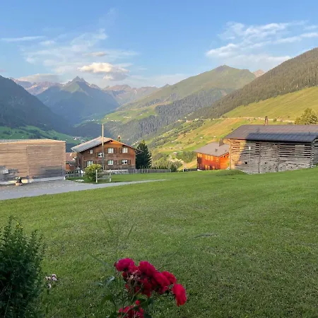 Studio Casa Ursin Val Lumnezia